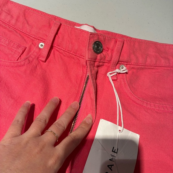 NWT FRAME Le Brigette Denim Shorts Raw Hem in Hot Pink Size 27 - Picture 6 of 11